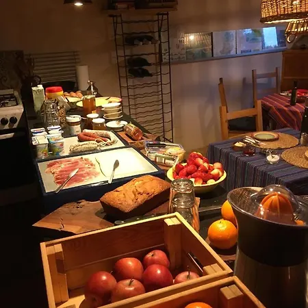 Nuestra Bed & Breakfast